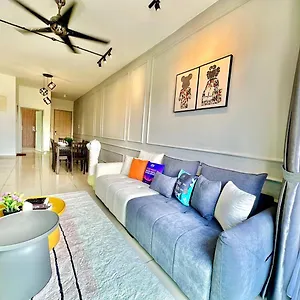 Seasons Luxury Apartment By Rr Jbcity Aparthotel